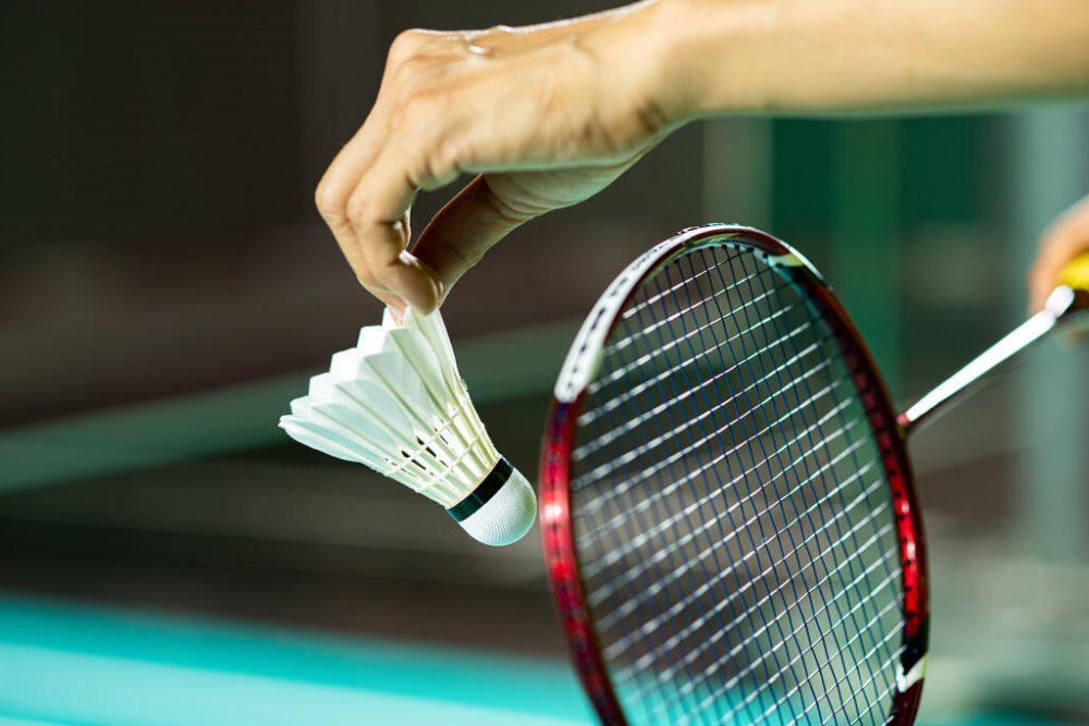 Apa Itu Servis Backhand Dan Tips Mempraktekkannya