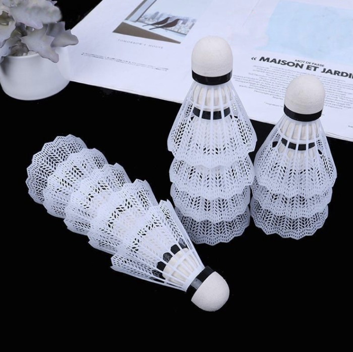 Jenis Shuttlecock Bulu Sintetis - Badmindo