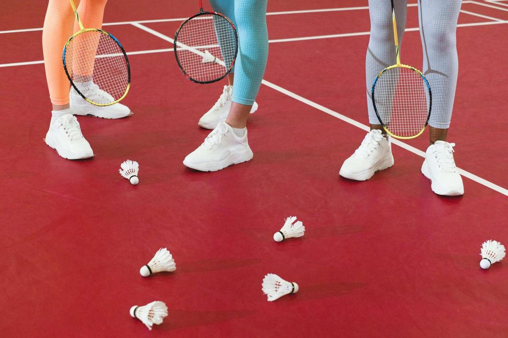 5 Rekomendasi Sepatu Badminton Yonex Terbaik di 2024