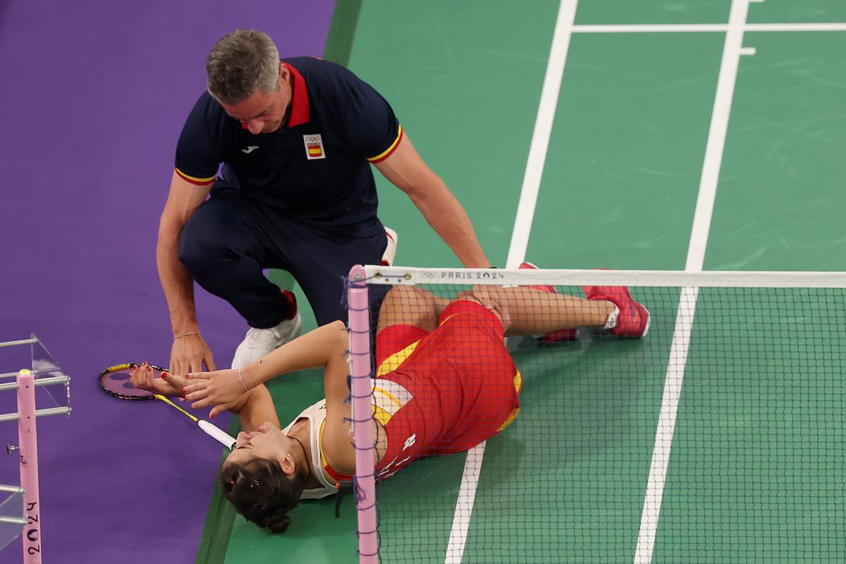carolina marin cedera
