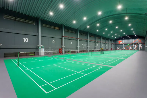 pencahayaan badminton indoor