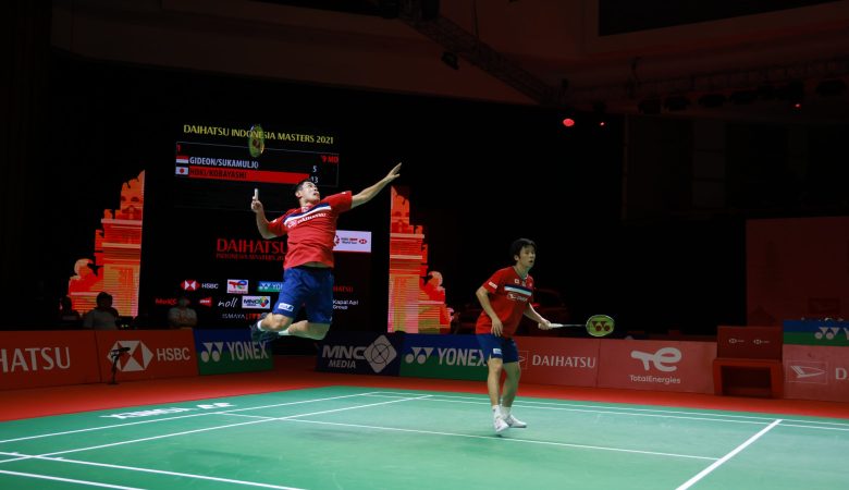 5 Tips dan Cara Lompat Lebih Tinggi Saat Bermain Badminton