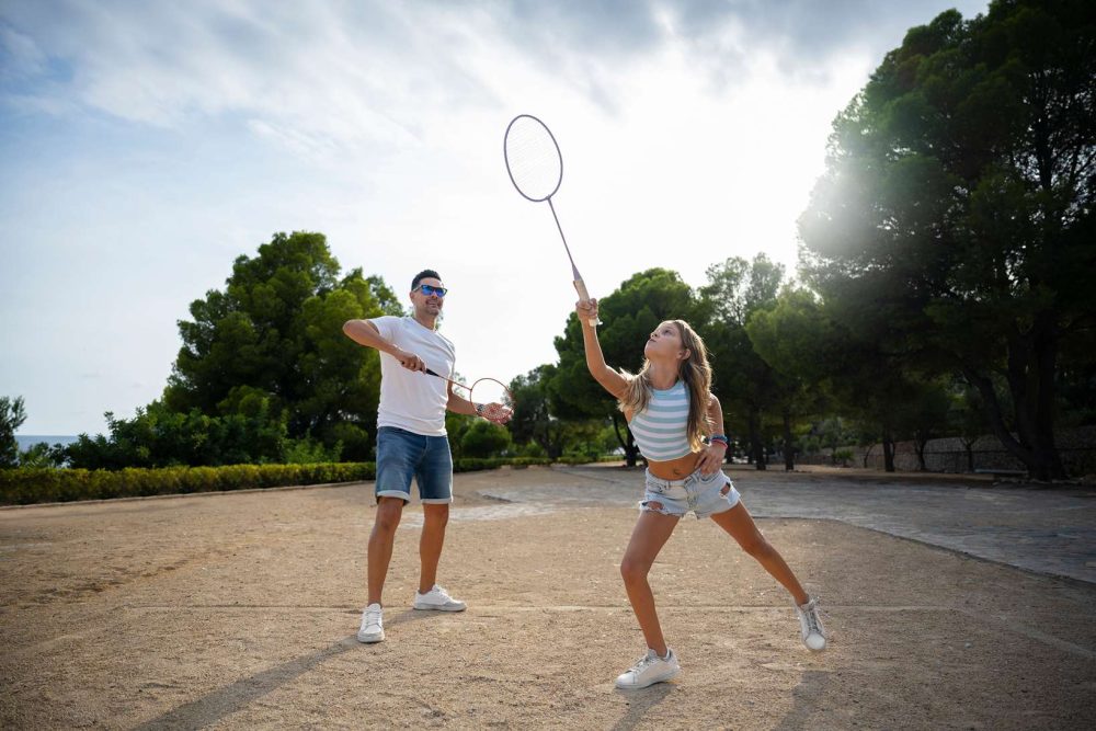 Alasan Kenapa Kamu Wajib Main Badminton