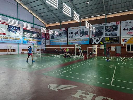 lapangan badminton HTT pekanbaru riau